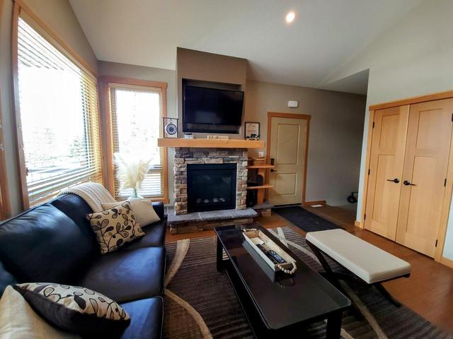 6 - 5150 Fairway Drive, House attached with 3 bedrooms, 4 bathrooms and 2 parking in East Kootenay F BC | Image 8