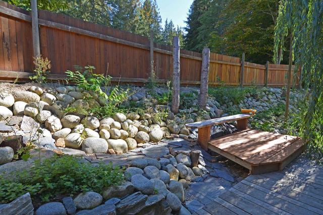 5730 Cedar Creek Road, House detached with 3 bedrooms, 3 bathrooms and null parking in Central Kootenay H BC | Image 58