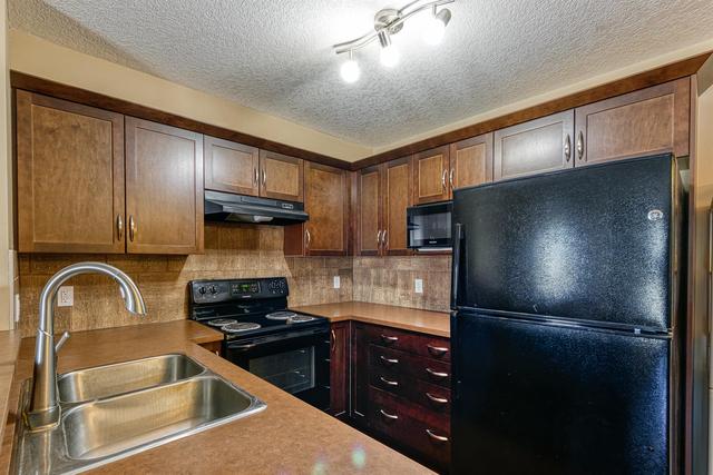 3212 - 10 Country Village Park Ne, Condo with 2 bedrooms, 2 bathrooms and 2 parking in Calgary AB | Image 6