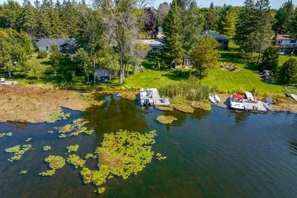 89 Kenedon Dr, House detached with 2 bedrooms, 1 bathrooms and 5 parking in Kawartha Lakes ON | Image 5