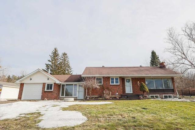 2425 County Road 3, House detached with 3 bedrooms, 4 bathrooms and 9 parking in Prince Edward County ON | Image 1