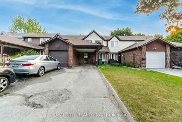 5 Barrington Cres, House attached with 3 bedrooms, 2 bathrooms and 3 parking in Brampton ON | Image 12