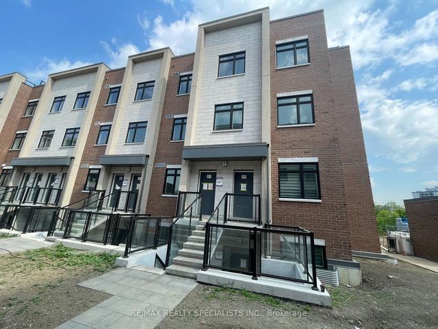 157 - 1095 Douglas Mccurdy Comm, Townhouse with 3 bedrooms, 2 bathrooms and 1 parking in Mississauga ON | Image 1