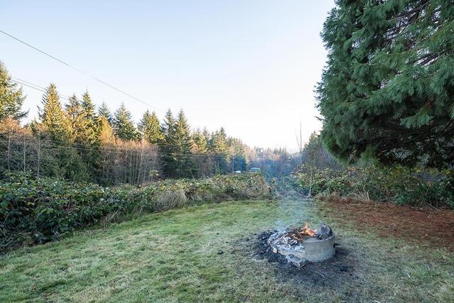 1030 Gilmour Road, House detached with 3 bedrooms, 2 bathrooms and 20 parking in Sunshine Coast F BC | Image 31