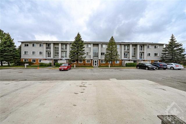 103 - 26 Pearl Street, Condo with 1 bedrooms, 1 bathrooms and 1 parking in Smiths Falls ON | Image 2