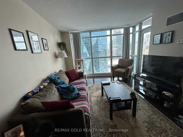 2802 - 18 Yonge St, Condo with 1 bedrooms, 2 bathrooms and 1 parking in Toronto ON | Image 5