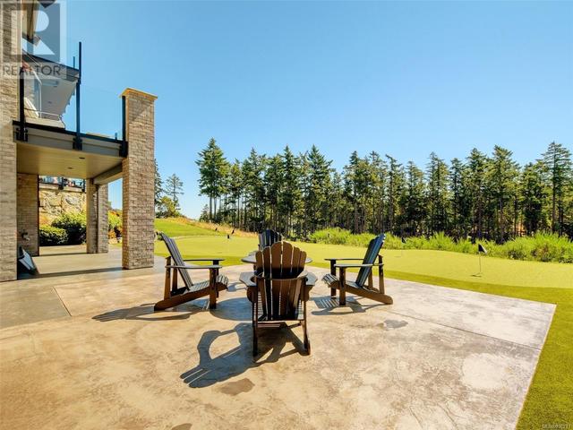 1493 Pebble Pl, House detached with 5 bedrooms, 5 bathrooms and 4 parking in Langford BC | Image 41