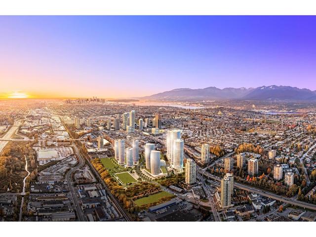 4402 - 4880 Lougheed Highway, Condo with 3 bedrooms, 3 bathrooms and 1 parking in Burnaby BC | Image 1