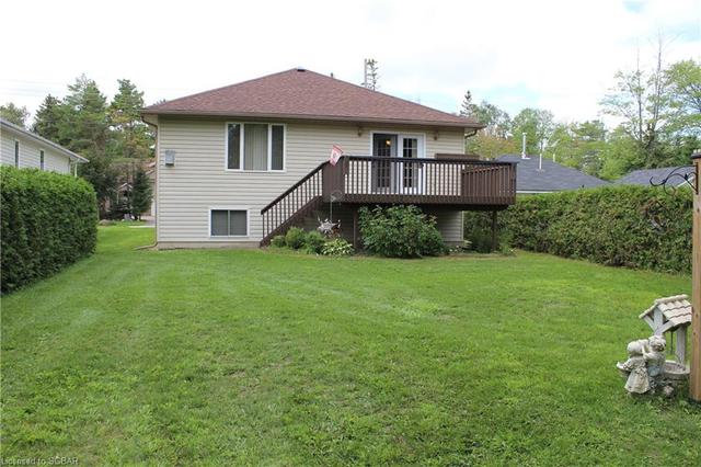 67 58th Street S, House detached with 3 bedrooms, 1 bathrooms and 6 parking in Wasaga Beach ON | Image 2