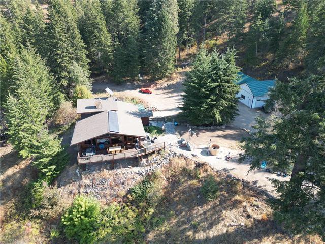 5572 Oyama Lake Road, House detached with 4 bedrooms, 2 bathrooms and 26 parking in Columbia Shuswap F BC | Image 47