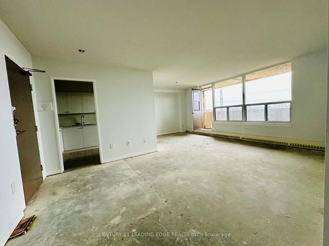 707 - 3390 Weston Rd, Condo with 2 bedrooms, 1 bathrooms and 1 parking in Toronto ON | Image 24