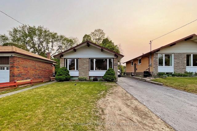830 Scarborough Golfclub Rd N, House detached with 3 bedrooms, 2 bathrooms and 4 parking in Toronto ON | Image 35