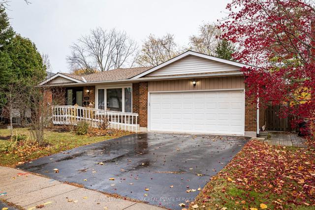 2172 Ireland Dr, House detached with 3 bedrooms, 2 bathrooms and 4 parking in Burlington ON | Image 12