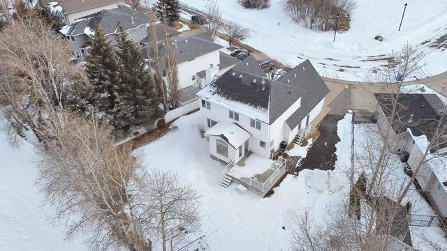 82 Osmond Close, House detached with 4 bedrooms, 3 bathrooms and 2 parking in Red Deer County AB | Image 16