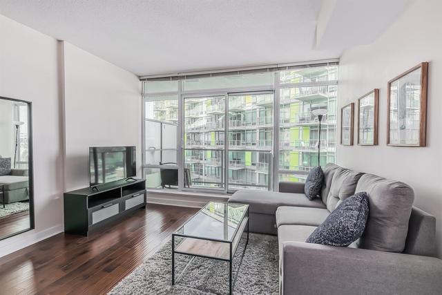 1011 - 10 Brentwood Common Nw, Condo with 2 bedrooms, 1 bathrooms and 1 parking in Calgary AB | Image 9