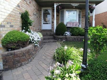 80 Copeman Cres, House detached with 3 bedrooms, 2 bathrooms and 2 parking in Barrie ON | Image 2