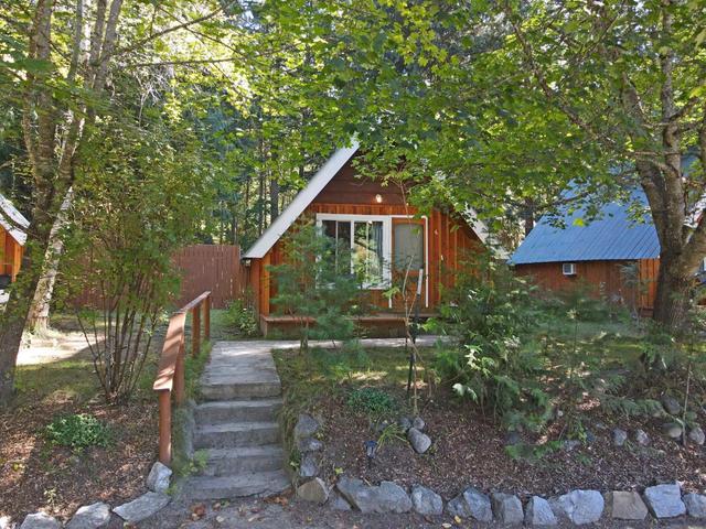 5730 Cedar Creek Road, House detached with 3 bedrooms, 3 bathrooms and null parking in Central Kootenay H BC | Image 16