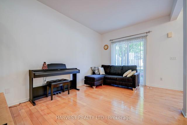 11 - 4 Alpen Way, Townhouse with 3 bedrooms, 3 bathrooms and 2 parking in Markham ON | Image 5