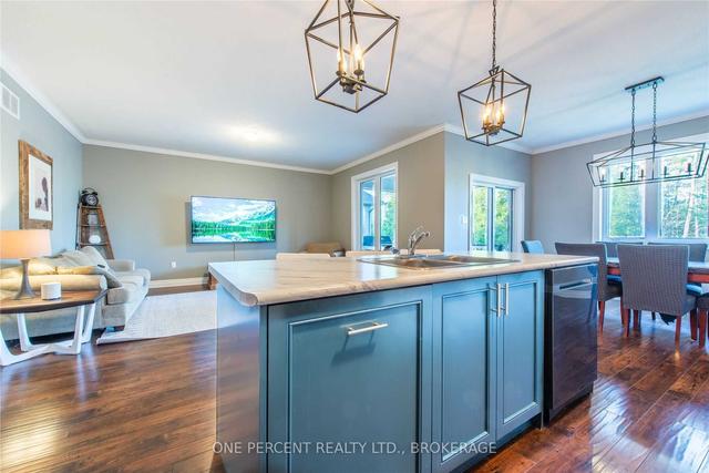 35 Natures Tr, House detached with 3 bedrooms, 2 bathrooms and 5 parking in Wasaga Beach ON | Image 30