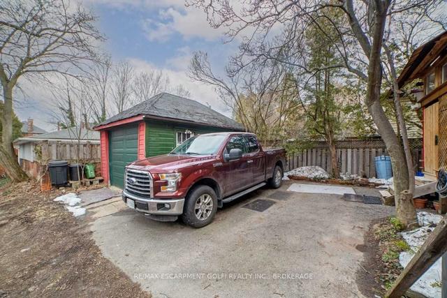 222 Hess St S, House detached with 4 bedrooms, 2 bathrooms and 3 parking in Hamilton ON | Image 25