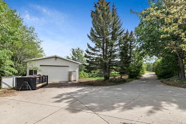 8016 266 Avenue W, House detached with 6 bedrooms, 7 bathrooms and 12 parking in Foothills County AB | Image 44
