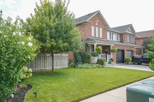 861 Mckay Cres, House semidetached with 3 bedrooms, 3 bathrooms and 3 parking in Milton ON | Image 36