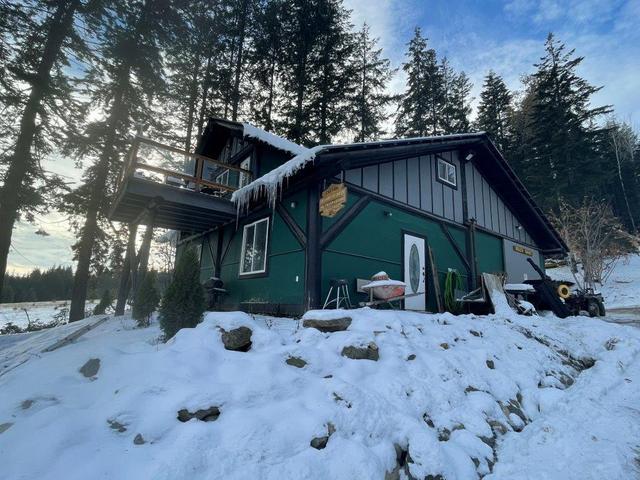 4405 Leopold Road, House detached with 3 bedrooms, 1 bathrooms and null parking in Columbia Shuswap F BC | Image 23