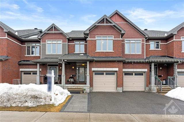 1020 Cobble Hill Drive, Townhouse with 3 bedrooms, 3 bathrooms and 3 parking in Ottawa ON | Image 1