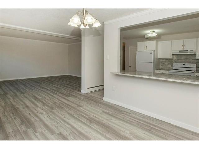 101 - 808 Royal Avenue Sw, Condo with 3 bedrooms, 2 bathrooms and 1 parking in Calgary AB | Image 6
