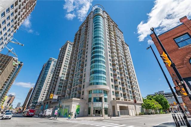 202 - 200 Rideau Street, Condo with 2 bedrooms, 2 bathrooms and 1 parking in Ottawa ON | Image 1