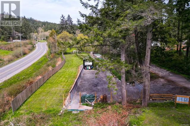 4850 Elk Rd, House detached with 4 bedrooms, 2 bathrooms and 8 parking in Saanich BC | Image 31