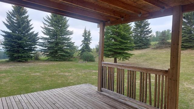 2119 Township Road 412, House detached with 2 bedrooms, 1 bathrooms and 6 parking in Lacombe County AB | Image 2