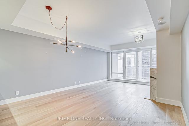2808 - 180 University Ave, Condo with 2 bedrooms, 3 bathrooms and 1 parking in Toronto ON | Image 3