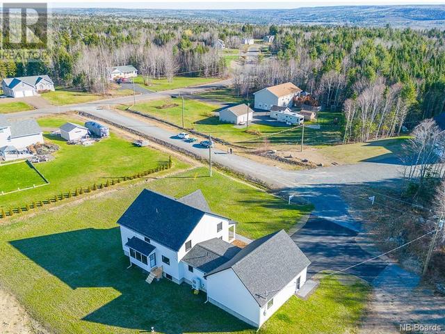 14 Hazen Drive, House detached with 4 bedrooms, 3 bathrooms and null parking in Douglas NB | Image 36