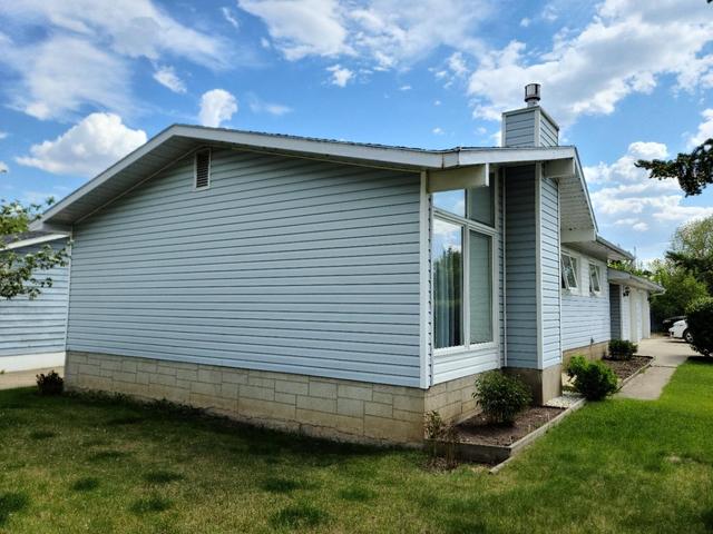 9601 83 Avenue, House detached with 4 bedrooms, 2 bathrooms and 6 parking in Peace River AB | Image 3