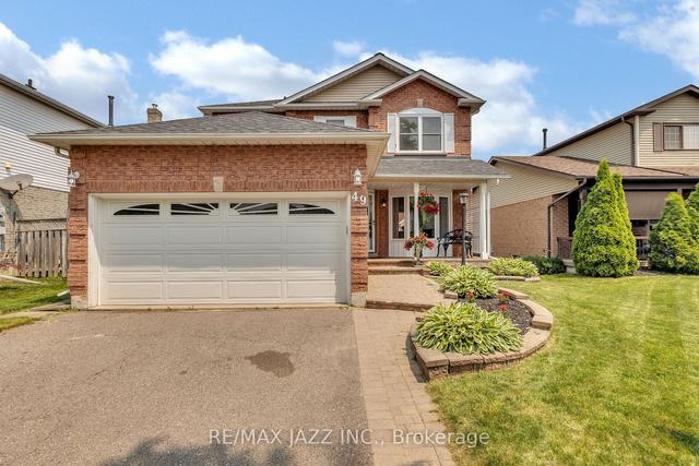 49 Sandringham Dr, House detached with 3 bedrooms, 3 bathrooms and 4 parking in Clarington ON | Image 1