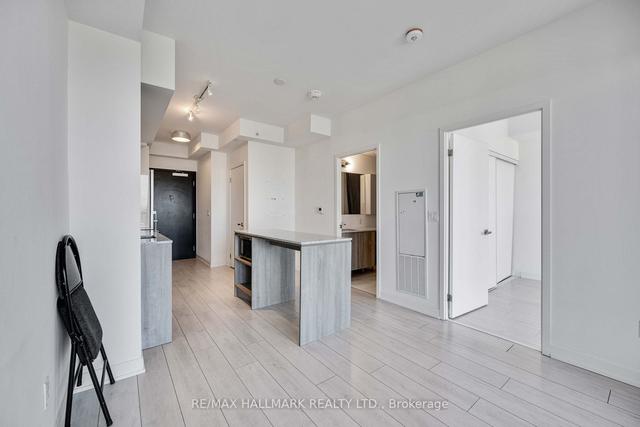 1305 - 31 Tippett Rd, Condo with 1 bedrooms, 1 bathrooms and 0 parking in Toronto ON | Image 10