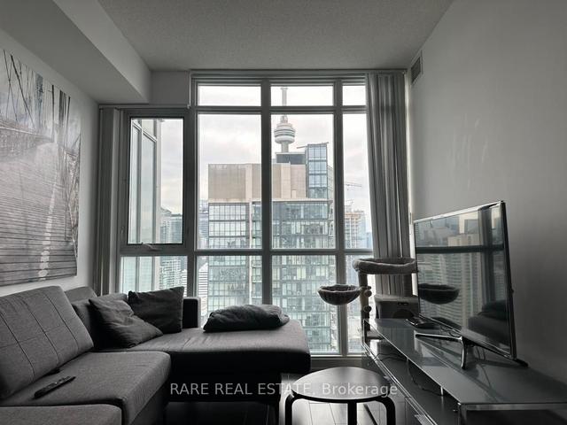 4103 - 15 Iceboat Terr, Condo with 1 bedrooms, 1 bathrooms and 0 parking in Toronto ON | Image 1