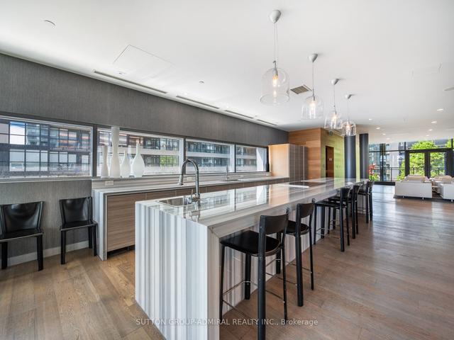 925 - 4k Spadina Ave, Condo with 2 bedrooms, 2 bathrooms and 1 parking in Toronto ON | Image 25