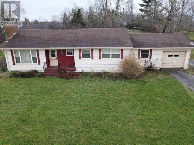 1694 Highway 6, House detached with 3 bedrooms, 1 bathrooms and null parking in Pictou, Subd. A NS | Image 1