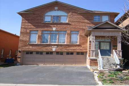 102 Brunswick Ave, House detached with 3 bedrooms, 3 bathrooms and 2 parking in Markham ON | Image 1