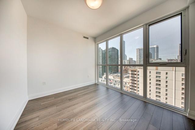 1804 - 77 Mutual St, Condo with 3 bedrooms, 2 bathrooms and 1 parking in Toronto ON | Image 5
