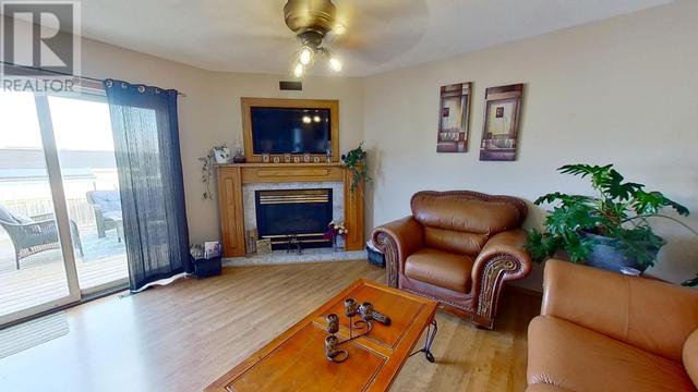 9731 97 Street, House detached with 5 bedrooms, 3 bathrooms and null parking in Taylor BC | Image 16