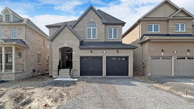 7 Northglen Blvd, House detached with 4 bedrooms, 3 bathrooms and 4 parking in Clarington ON | Image 1