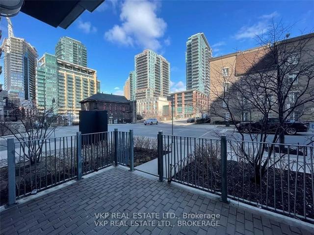 th 111 - 59 East Liberty St, Townhouse with 1 bedrooms, 2 bathrooms and 1 parking in Toronto ON | Image 11