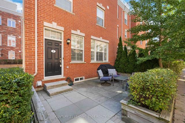 1 Fairhead Mews, House attached with 3 bedrooms, 3 bathrooms and 1 parking in Toronto ON | Image 23