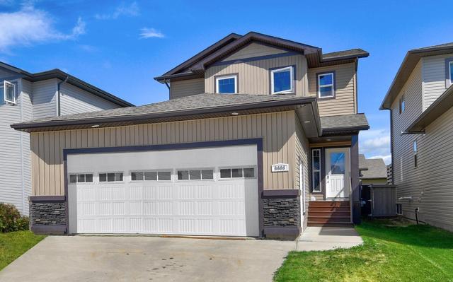 8806 88 Avenue, House detached with 4 bedrooms, 2 bathrooms and 4 parking in Grande Prairie AB | Image 1