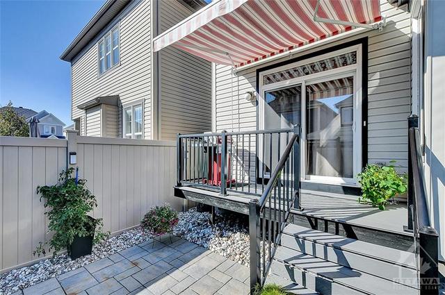 102 Pinelock Street, House detached with 3 bedrooms, 4 bathrooms and 4 parking in Ottawa ON | Image 30