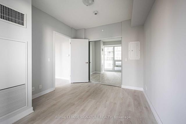 3106 - 2221 Yonge St, Condo with 1 bedrooms, 1 bathrooms and 0 parking in Toronto ON | Image 2