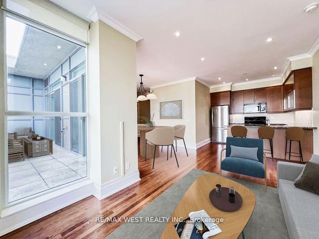 ph14 - 20 Gothic Ave, Condo with 2 bedrooms, 2 bathrooms and 1 parking in Toronto ON | Image 2